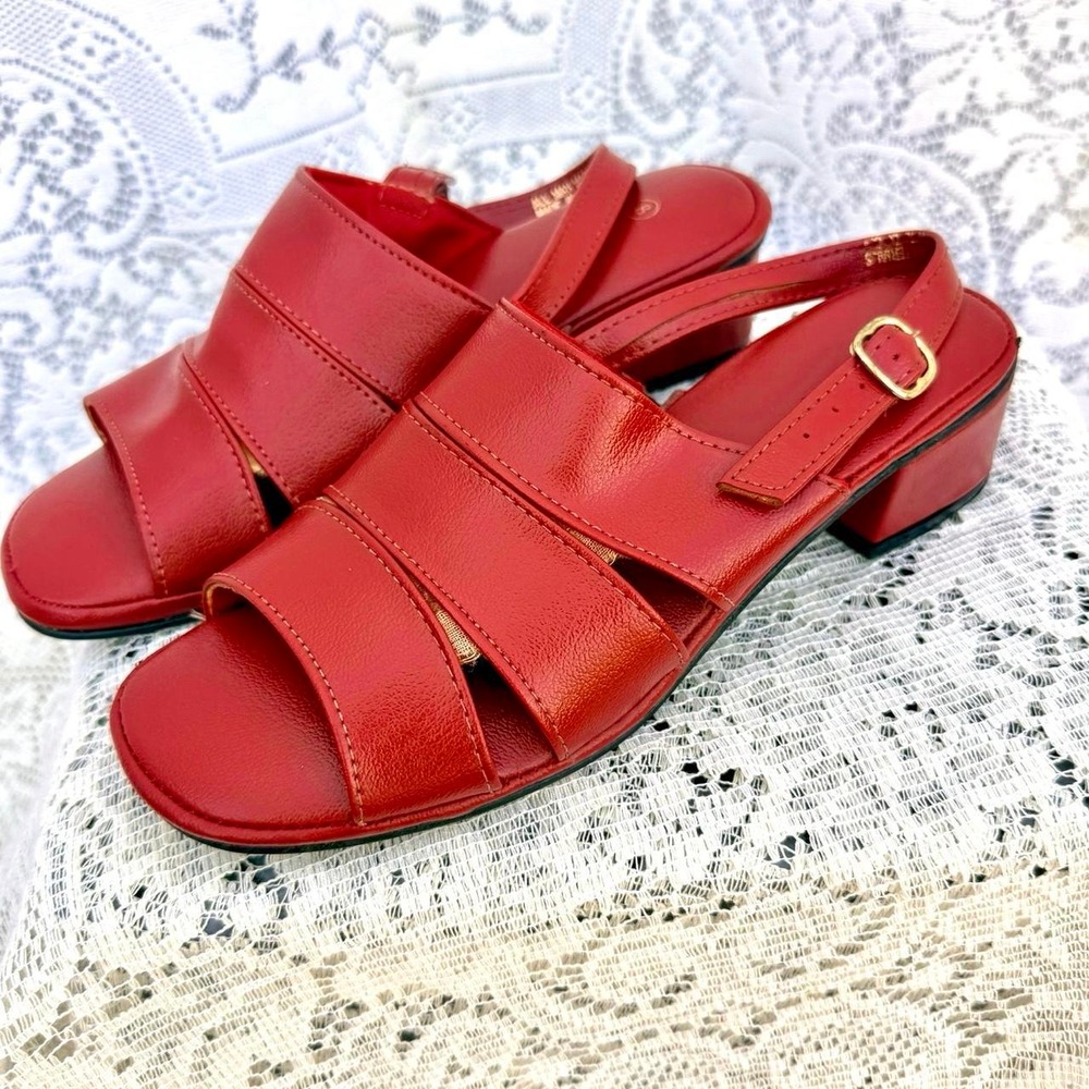 Vintage Red Slingback Block Heel Sandals
Size 8